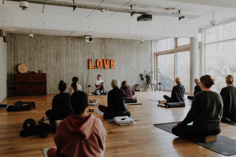 Yoga Retreat St Peter Ording 2026 mit Naresh